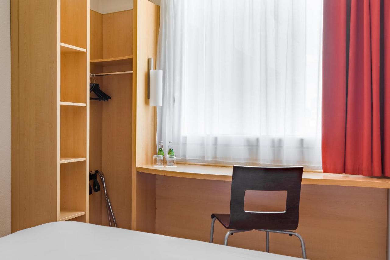 Hotell Ibis West Station 3*