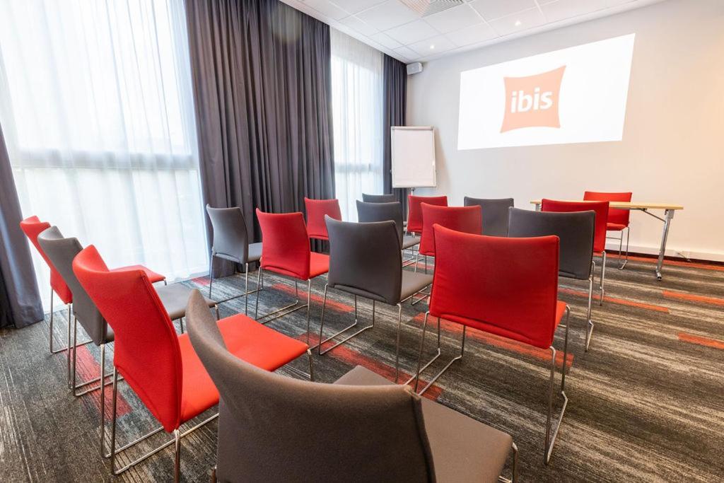 Hotell Ibis West Station Warszawa